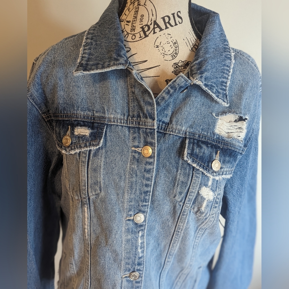One Left!!!!Zenana Denim Light Wash Jacket - Picture 3 of 5